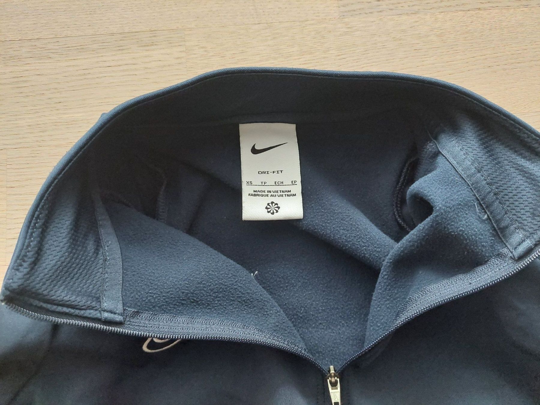 Nike Pullover & Sweatshirts: Nike Trainingspullover Damen XS blau Dri-Fit – Gebraucht aus Bülach von onkyo 1