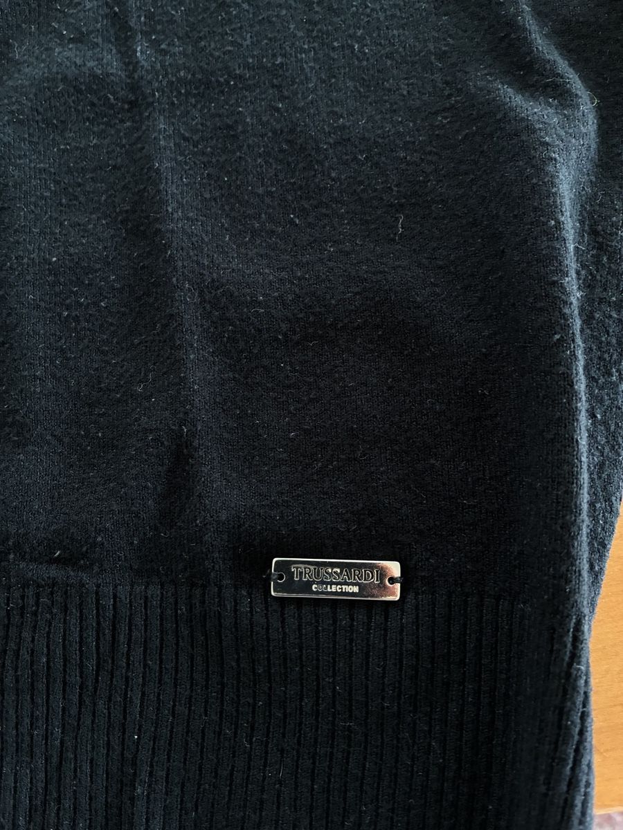 Maglioni & Felpe: Trussardi Pullover Gr M  – Usato da Küttigen venduto da Luckynatur 1