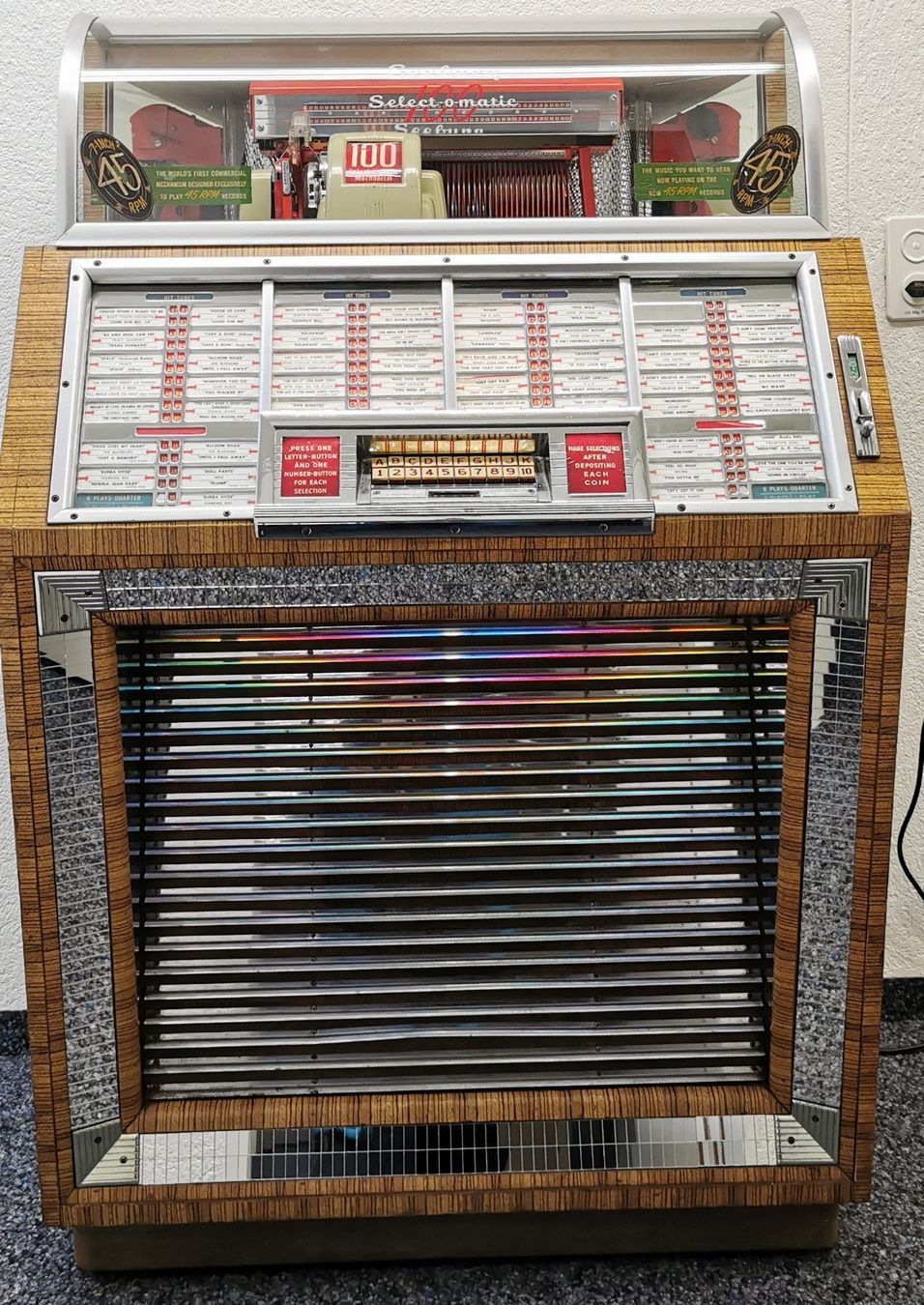 Jukebox: Musikbox Seeburg M100B – Usato da Geroldswil venduto da jukeman