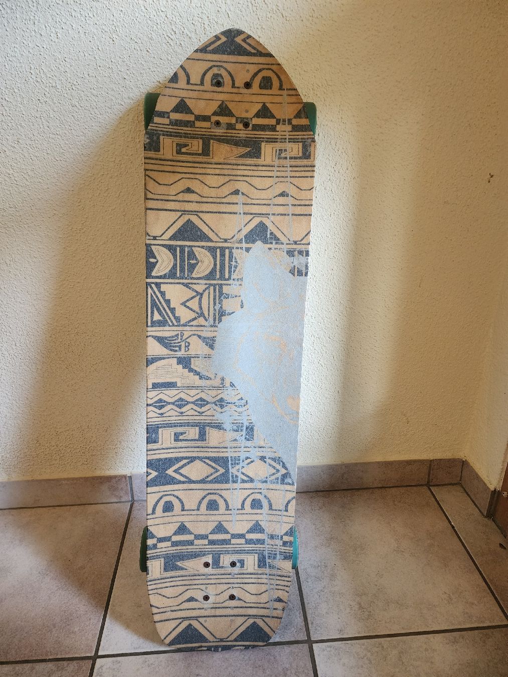 Skateboards: Longboard Riviera Wolf Design super Zustand – Usato da Berneck venduto da erato6 4
