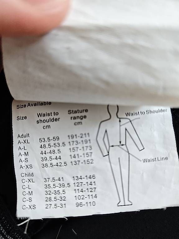 Autres vêtements fille: Reitweste Steeds  – D'occasion à Zürich par wydleri 2