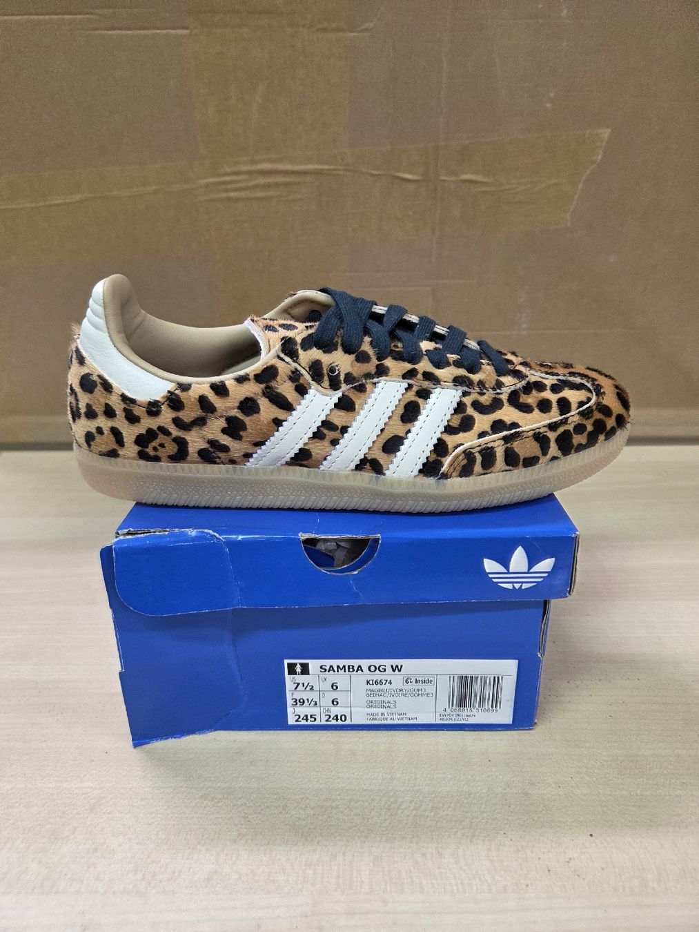 Adidas Scarpe da donna: Samba OG W  – Nuovo e nell'imballaggio originale da Maroggia venduto da MarDoni