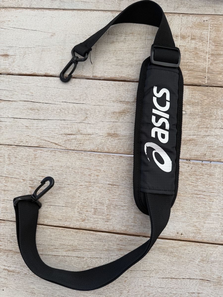 Asics : Sac de sport Asics – Usato da Vétroz venduto da clc_6cdz 4