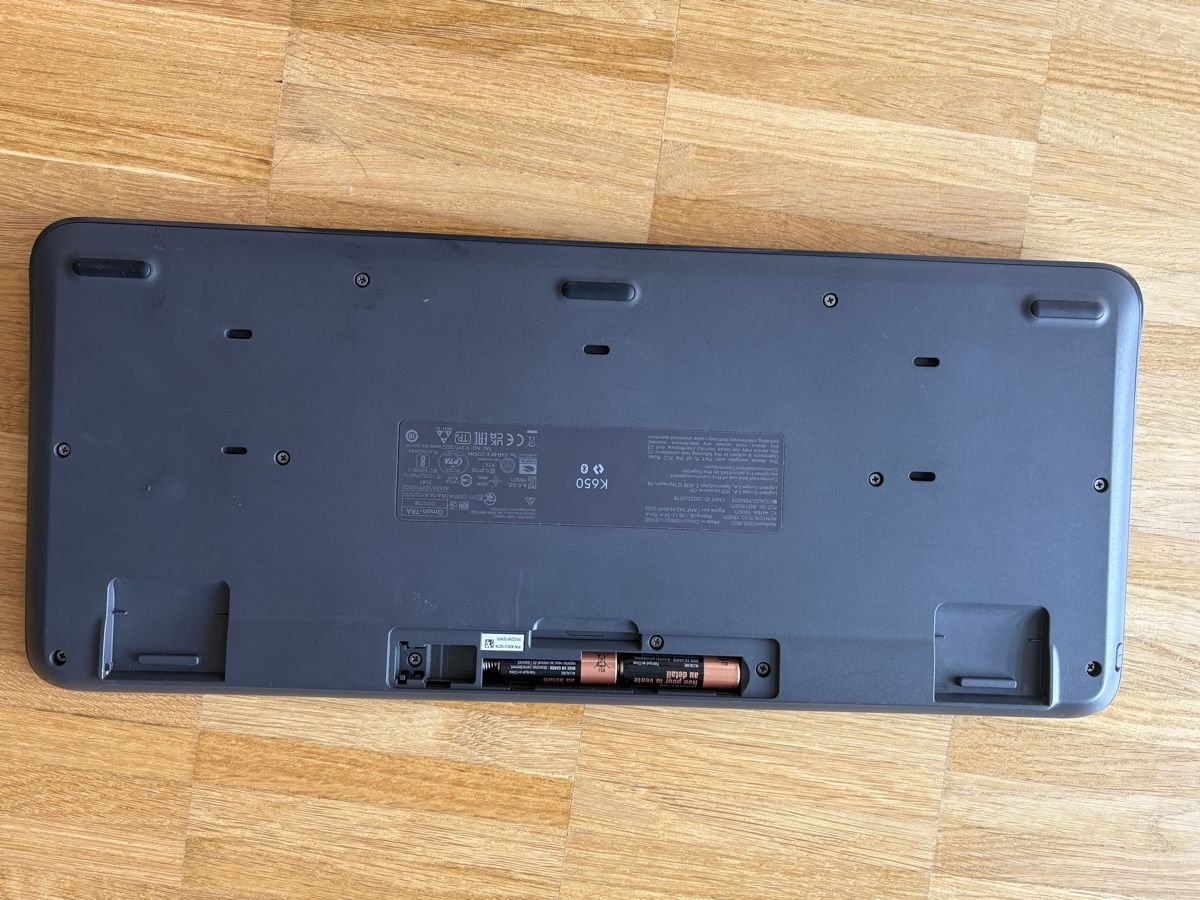 Logitech Tastiere: Clavier Logitech K650 AZERTY Bluetooth sans fil – Usato da Fribourg venduto da bappenzell 1