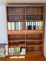 2 Massivholz Regale, guter Zustand