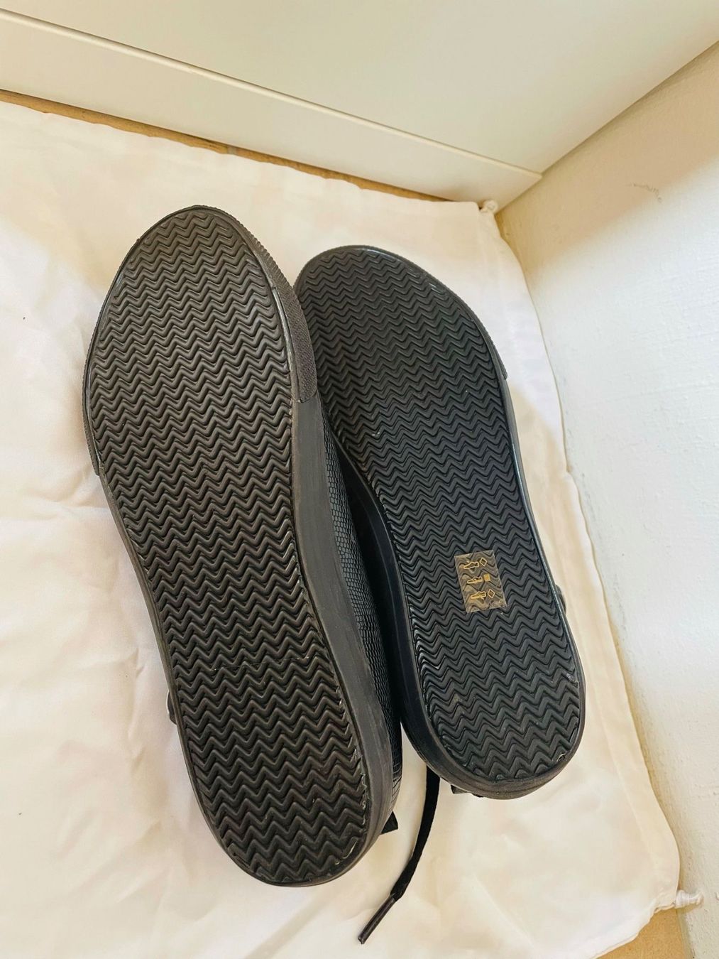 Guess Scarpe da donna: Schöne Sneakers von Guess Gr. 36 – Nuovo (secondo la descrizione) da Uetikon am See venduto da Mici_Ki 2