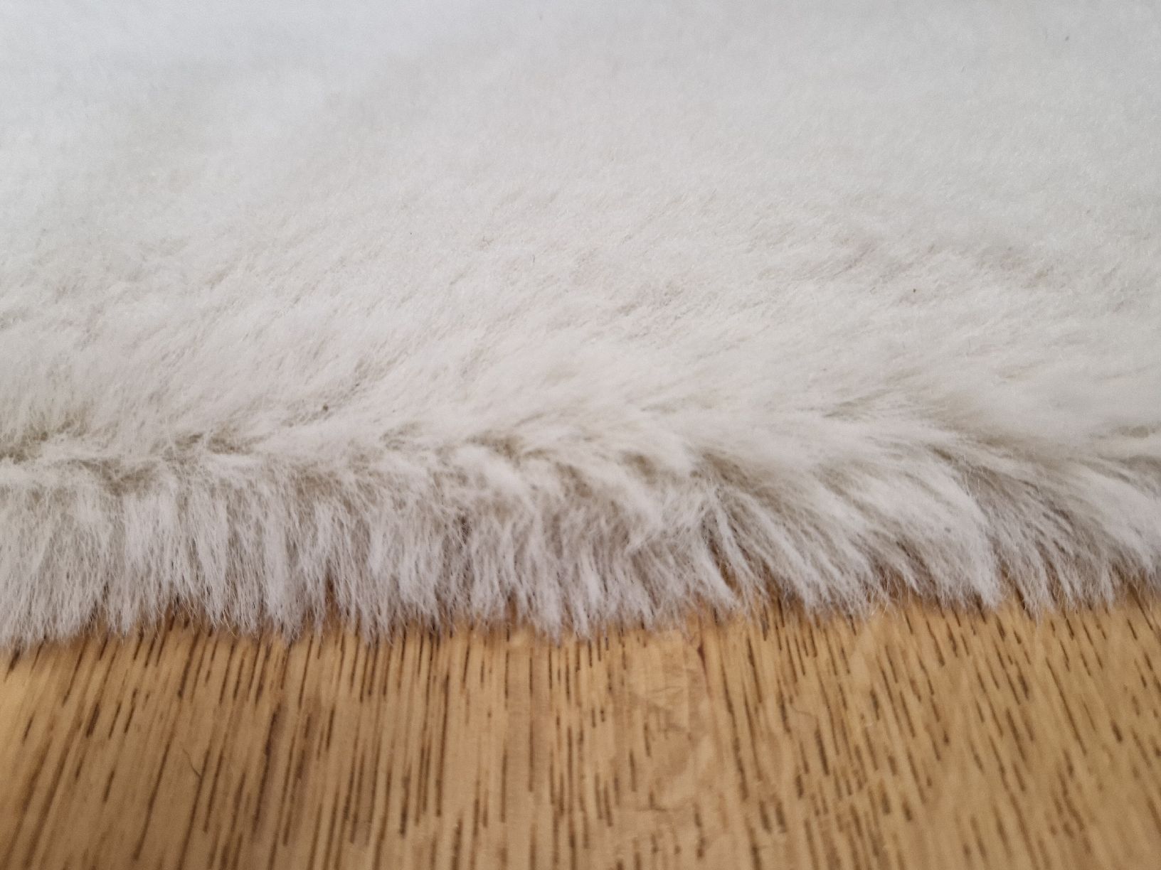 Tappeti: Soft Fluffy Bedside Teppich 150x80 – Nuovo (secondo la descrizione) da Zürich venduto da zvr_8cw6