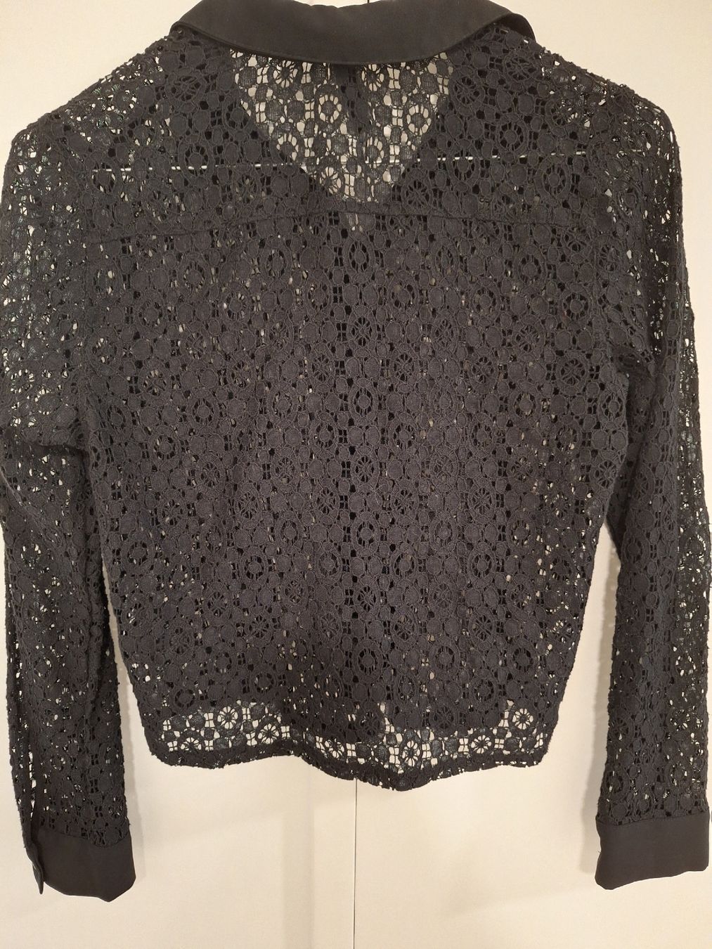 H&M Blusen: DAMEN SPITZENBLUSE - H&M DIVIDED – Gebraucht aus Steinhausen von togoraul123 2