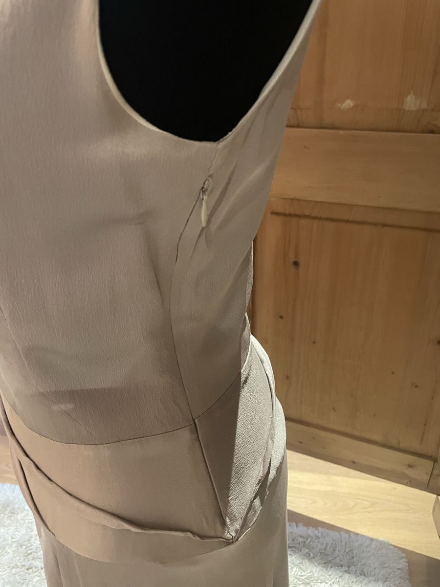 Cacharel Robes: Cacharel Seidenkleid Grösse 36 – D'occasion à Bischofszell par krass13 2