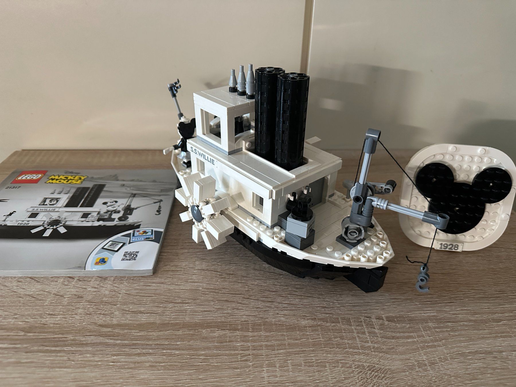 Lego Baukästen: LEGO 21317 Steamboat Willie – Gebraucht aus Basel von Don-Angel 1