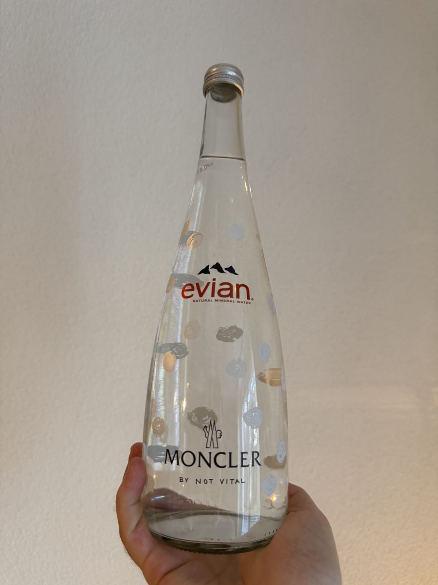 Borracce & Thermos: Evian x Moncler – Nuovo e nell'imballaggio originale da Horw venduto da nat_knz9