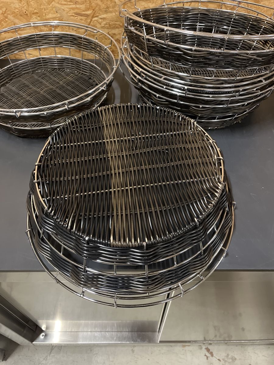 Elettrodomestici da cucina: 6 robuste Brot/Früchte Körbe, Abwaschbar – Usato da Dittingen venduto da Cervolino77 2