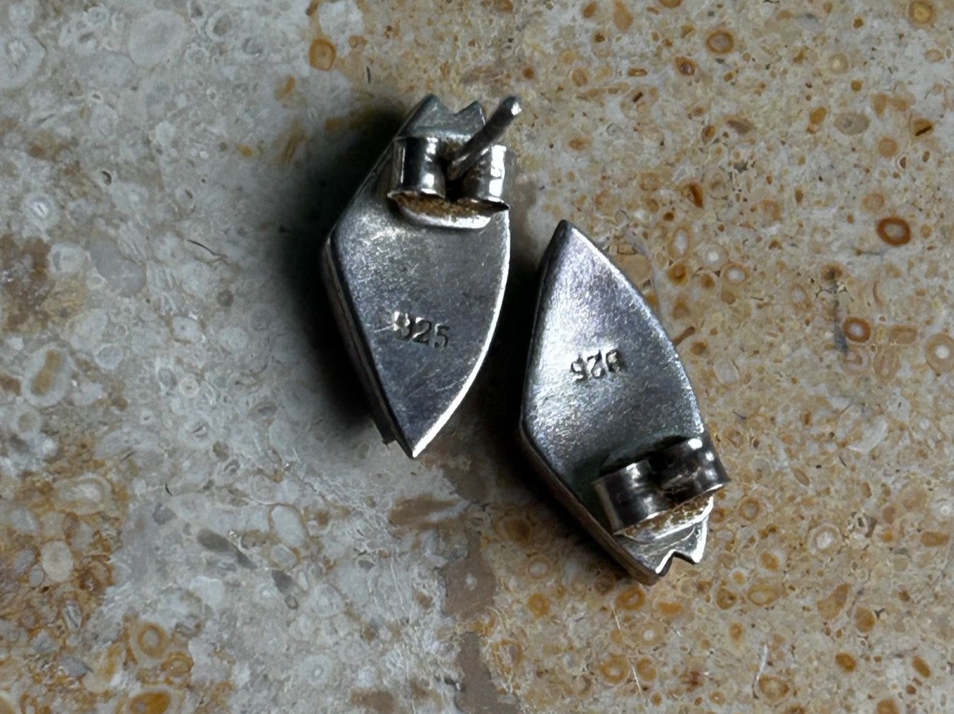 Orecchini pendenti & Orecchini a lobo: Ohrstecker 925 Malachit grün Vintage – Usato da Laufen venduto da belleskulptur 2
