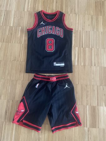 Chicago Bulls Jordan Statement Edition TrikotGr.S(140-150cm)