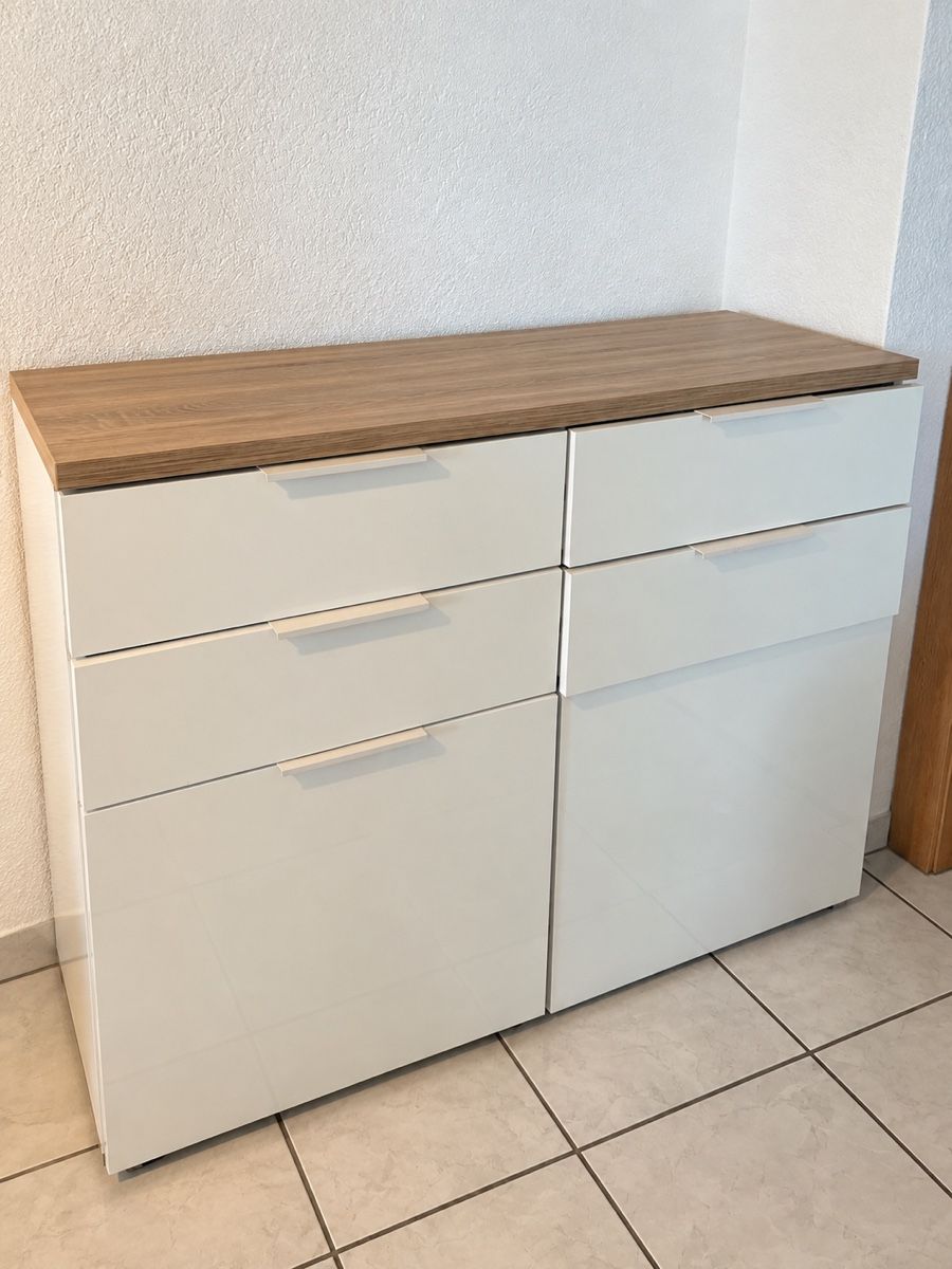 Kommoden: Kommode weiss mit Holzoptik-Platte – Gebraucht aus Niederbipp von val_7s6c