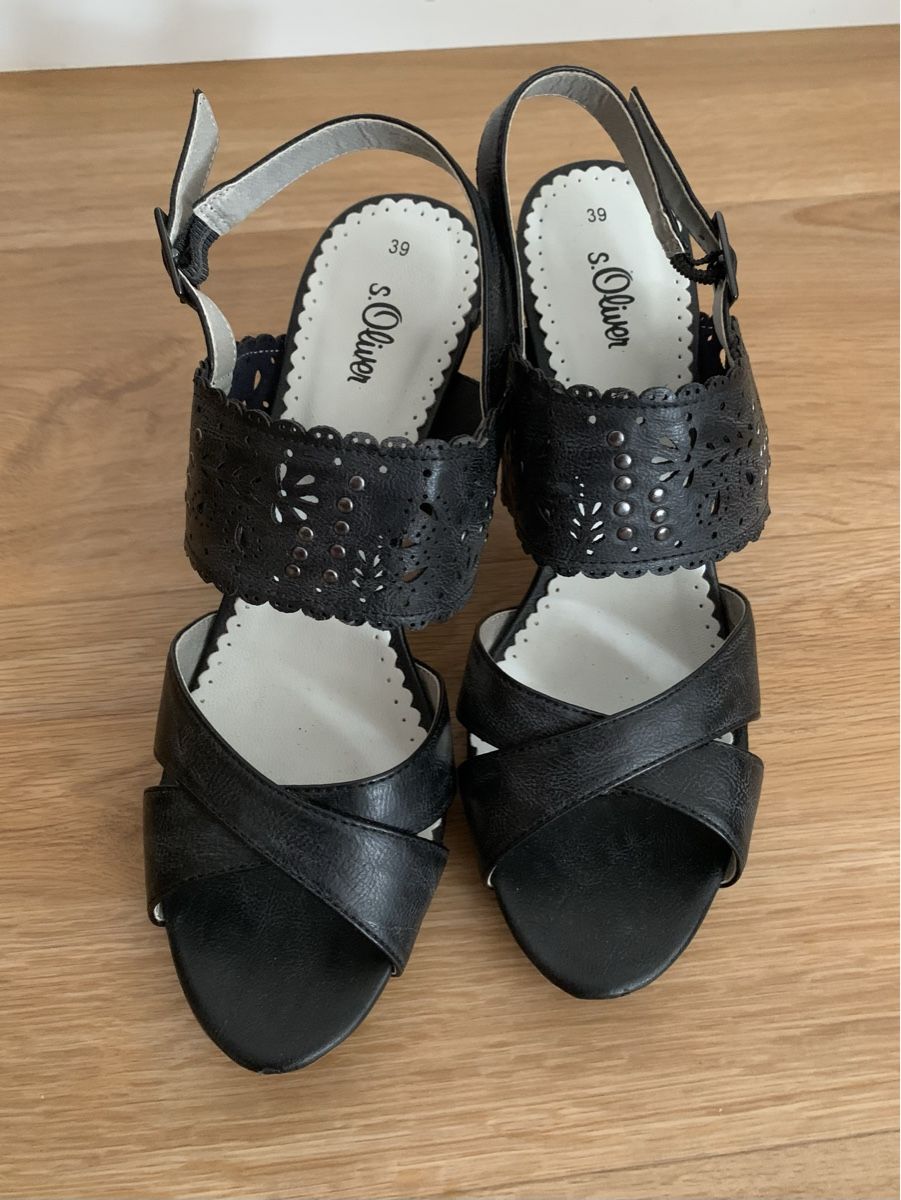Scarpe da donna: Sommersandale Gr. 39 – Usato da Kradolf venduto da AlexiaEugster