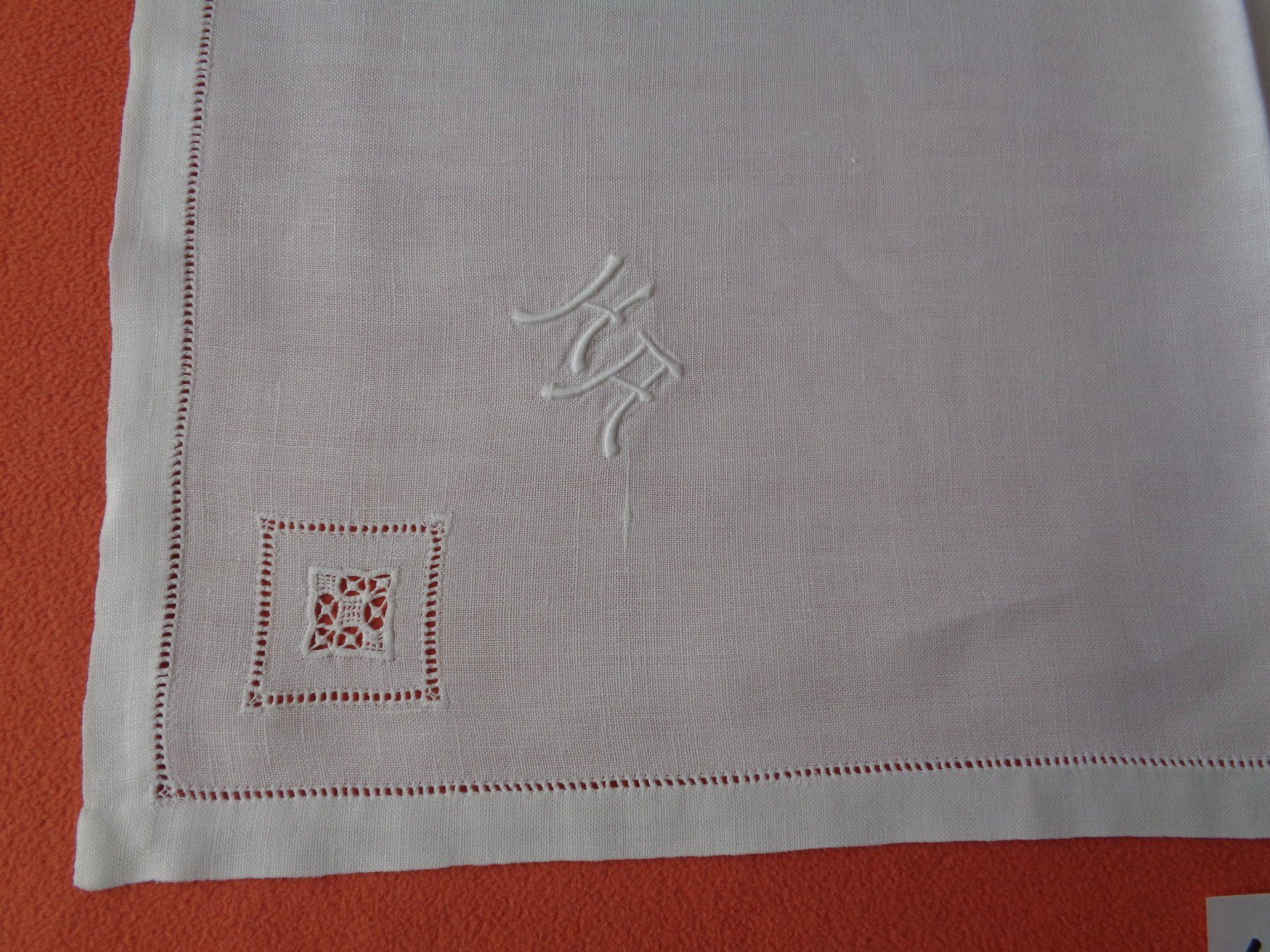 Bettwäsche: 2 Servietten oder Deckeli Grösse ca. 60 cm. x 60 cm. – Gebraucht aus Chur von omonia 1