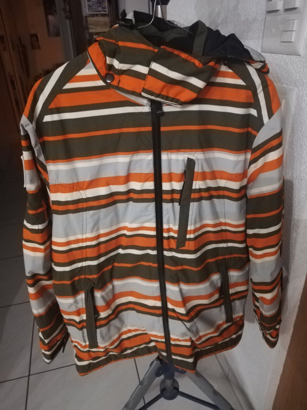 Obscure Jacken & Mäntel: Winterjacke Marke Obscure gr 164 – Gebraucht aus Ballwil von fischli01