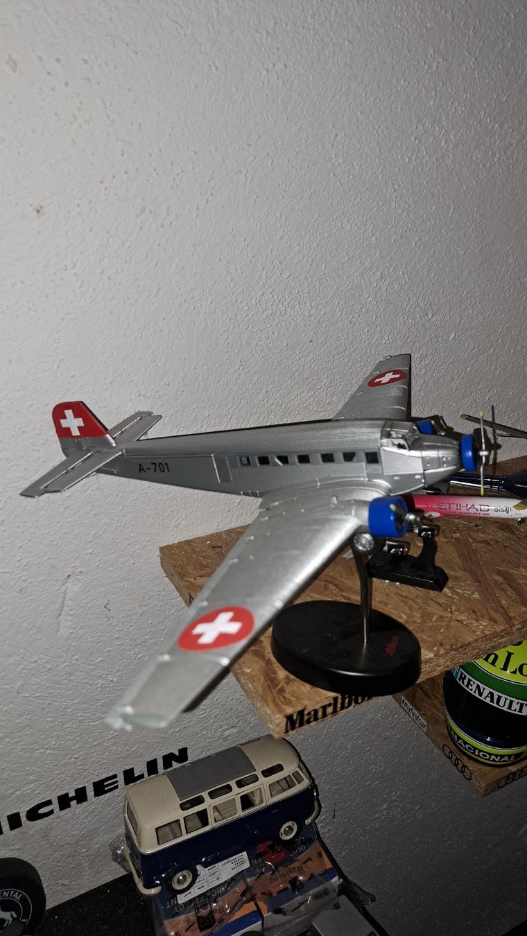 Kit di modellismo & Modellini statici: Div Flugzeugmodelle Neupreis 500.- – Usato da Ramsen venduto da abtaudi 1