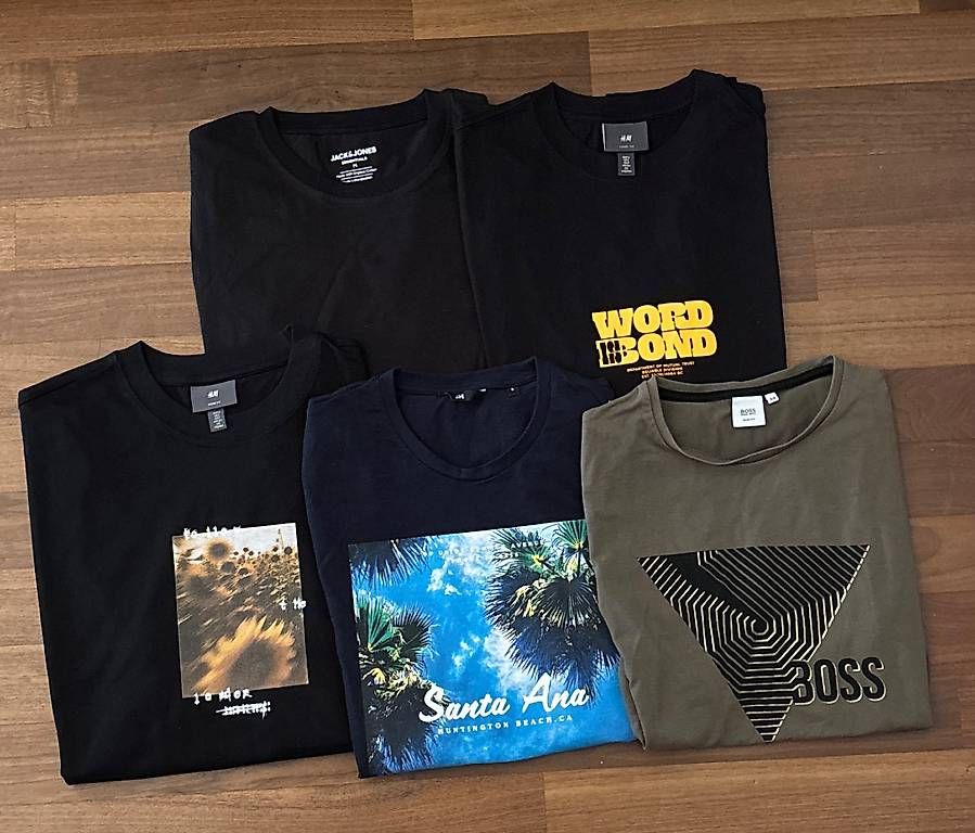 T-Shirts: T-Shirts BUNDLE – Gebraucht aus Willisau von lev_f6dx 1