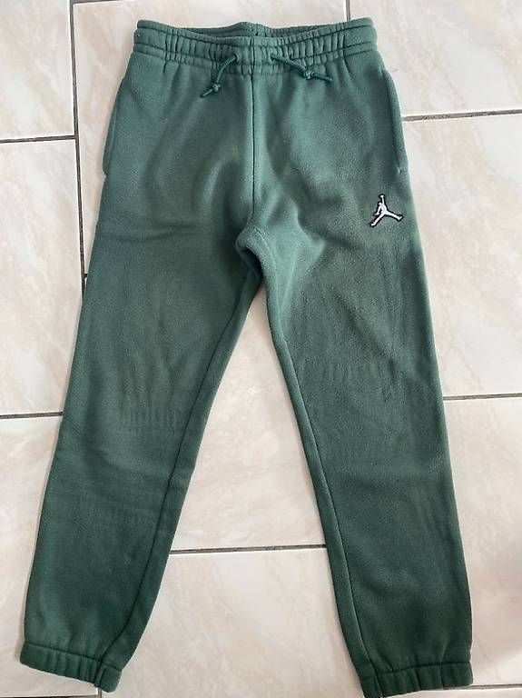 Pantaloni: Vend training divers marques enfant – Usato da Morrens VD venduto da gia_sfs5 4