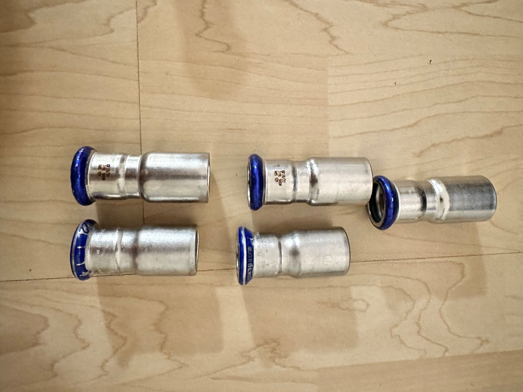 Geberit Tutti gli attrezzi: Geberit Mapress Muffe 22mm – Nuovo e nell'imballaggio originale da niederhasli venduto da rami016
