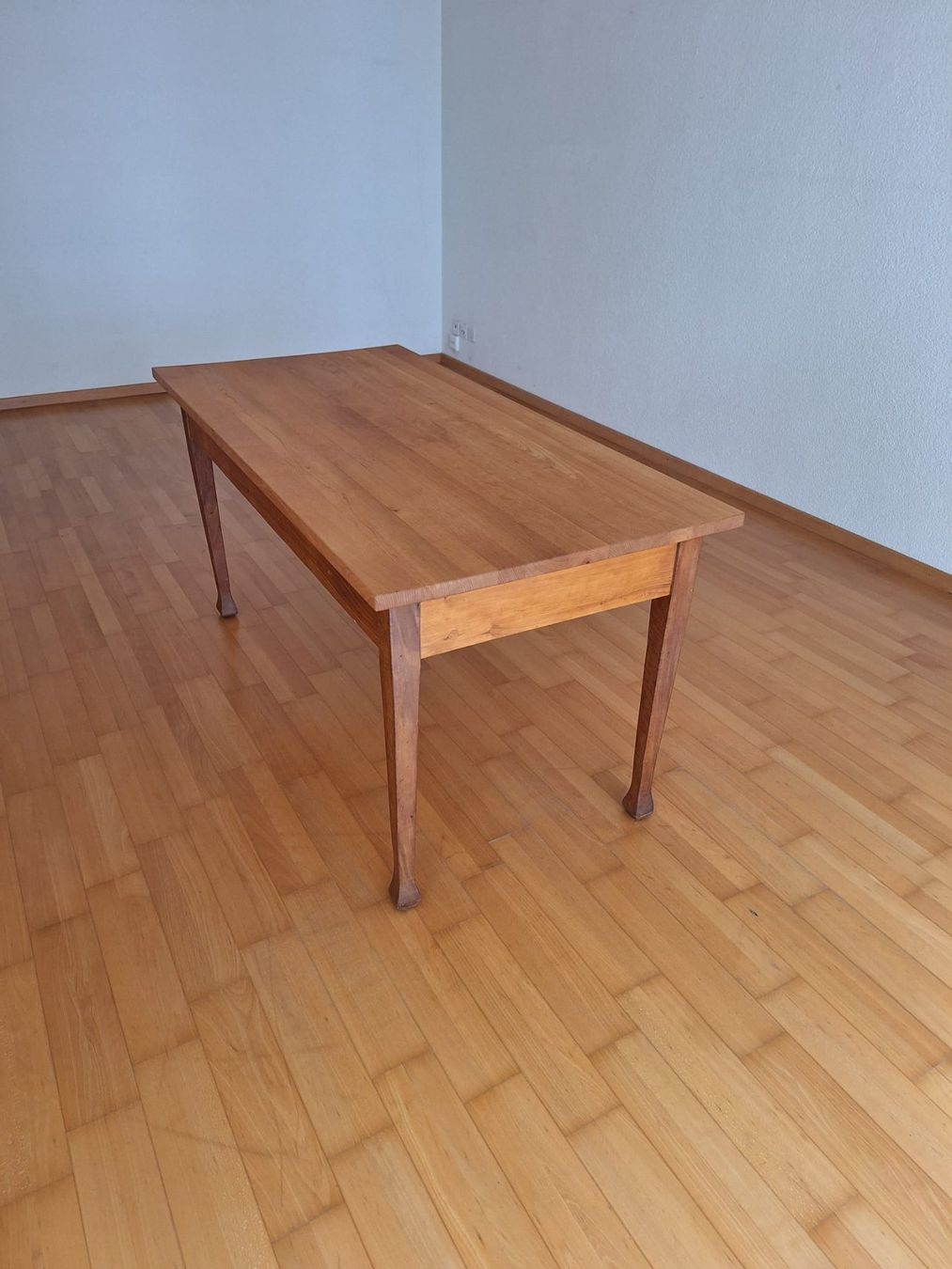 Tavoli: Tisch Vollholz – Usato da Luzern venduto da rifiri 1