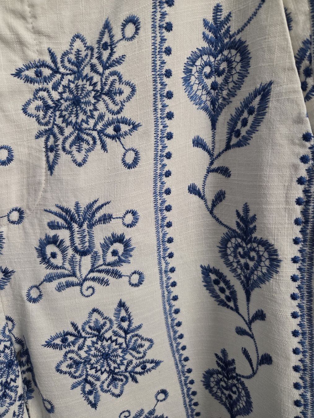 Zara Pantaloni: Sehr schöne Stoff-Hose Gr. M – Usato da Kriens venduto da ..stx.. 2