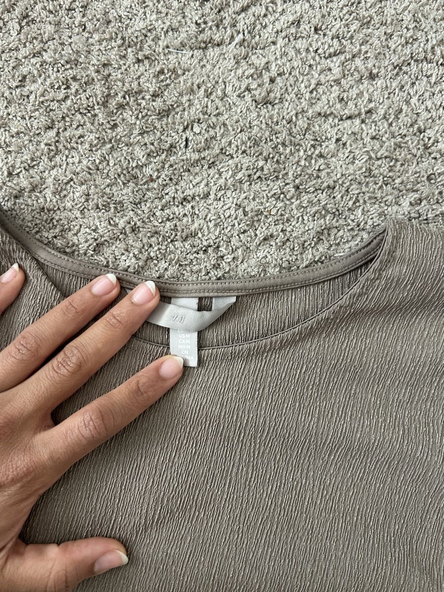 H&M Top: H&M Top, Gr. M – Nuovo (secondo la descrizione) da Kloten venduto da lga_zy7n 1