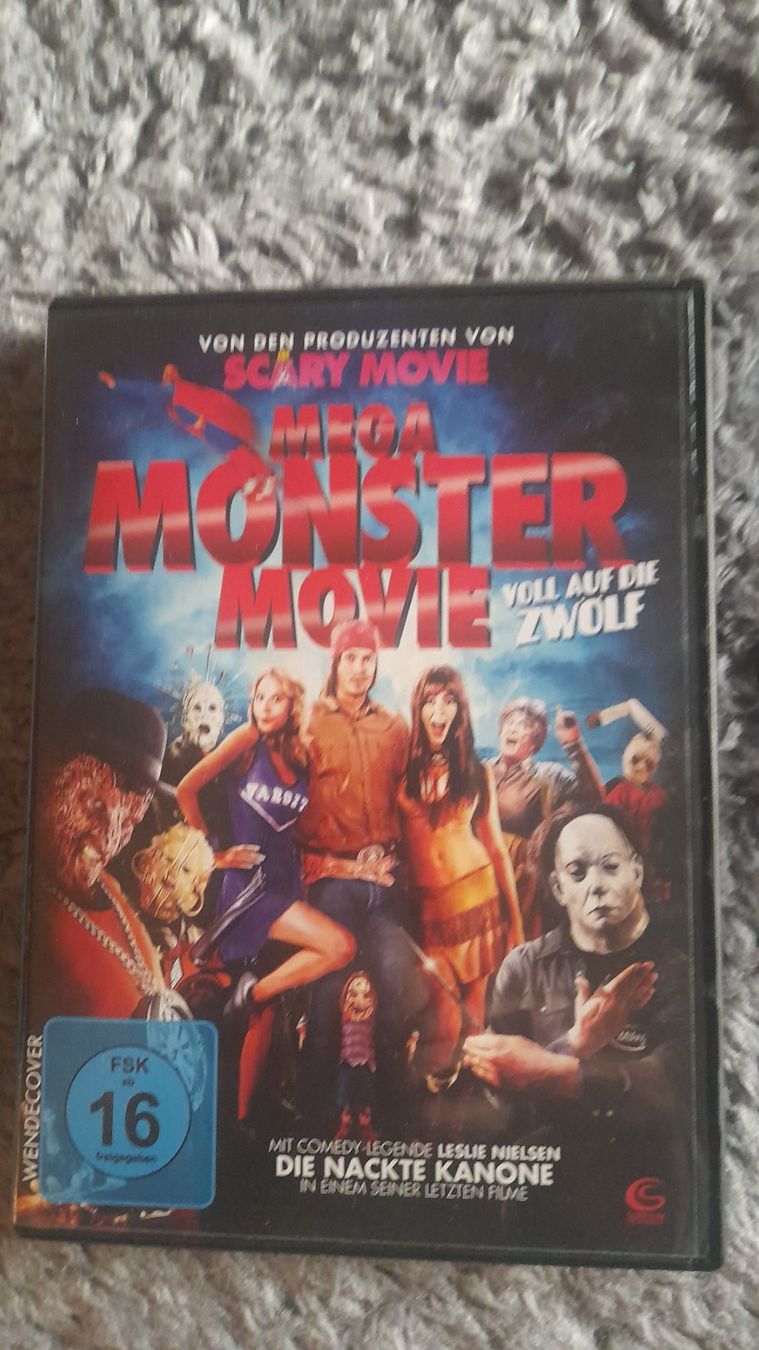 Tutti i DVDs: MEGA MONSTER MOVIE     DVD – Usato da Wetzikon ZH venduto da Ramones01
