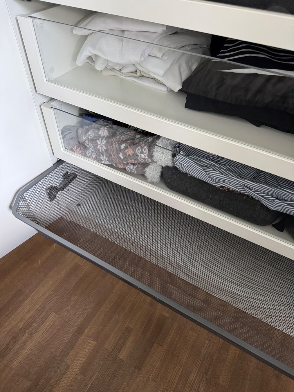 Ikea Armoires: IKEA PAX Kleiderschrank – D'occasion à Zürich par Saskia125 5
