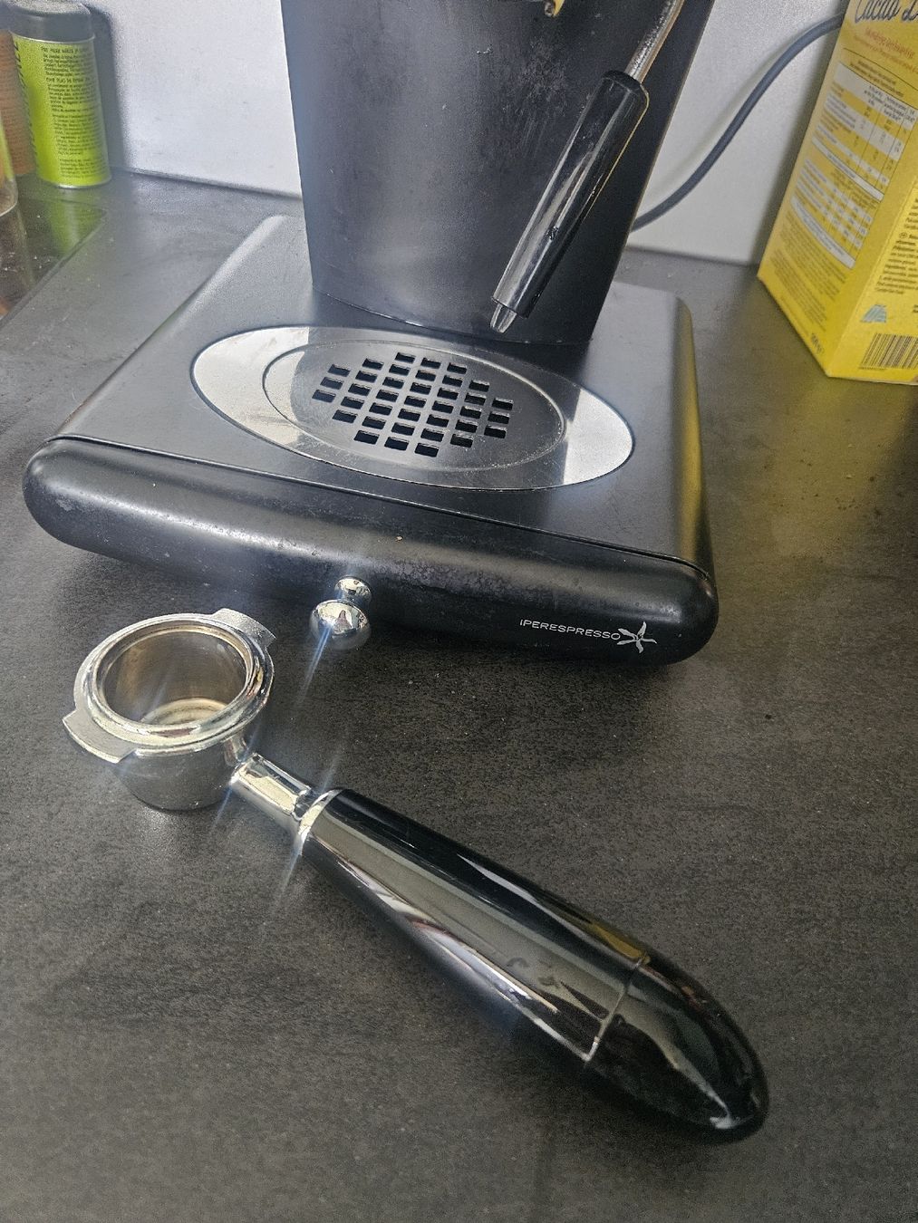 Illy Macchine per caffè & Macchine per espresso: Kaffeemaschine Iperespresso Illy – Usato da Altendorf venduto da nab_mxj7 1