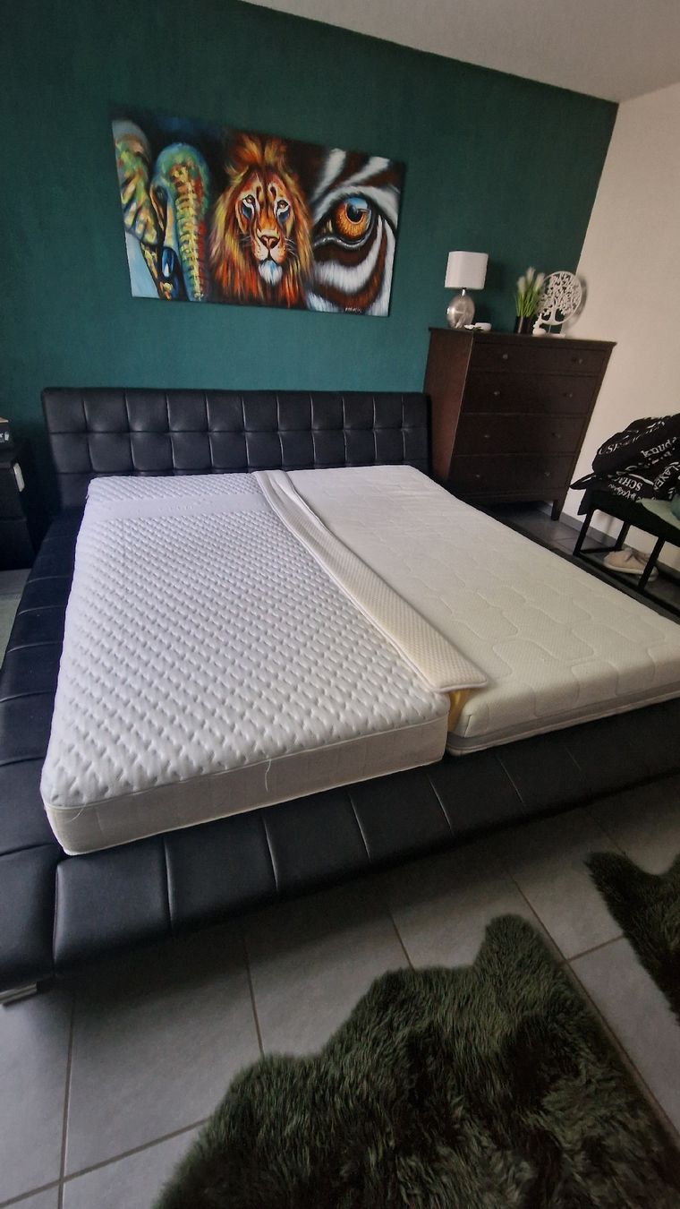 Letti: Grosses Bettgestell mit Lattenrost 200x180 – Usato da Buchs AG venduto da oez_tj67 1