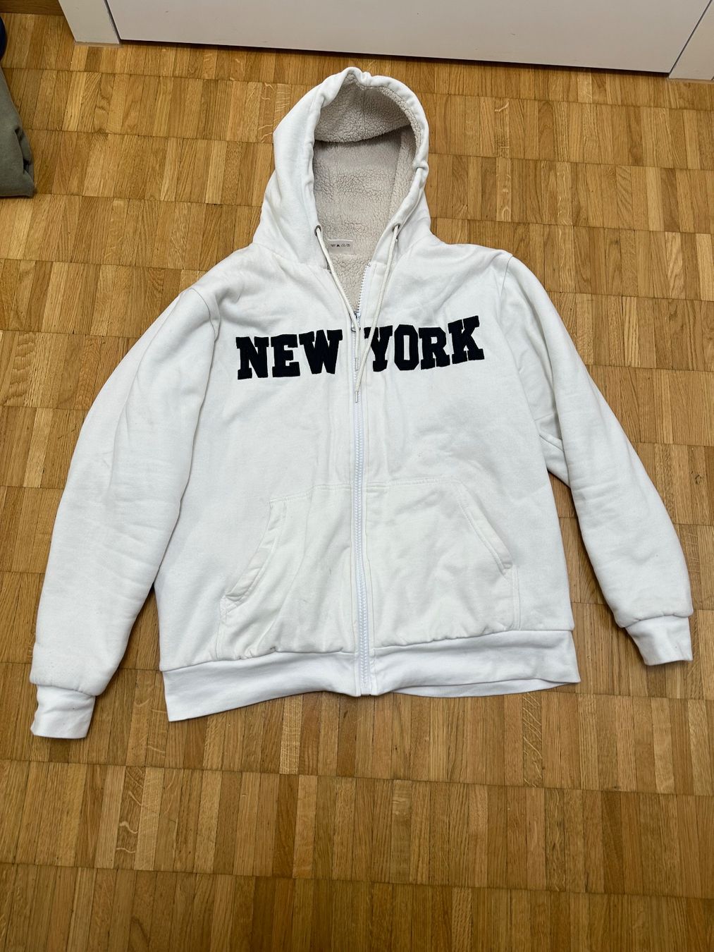 Pullover & Sweatshirts: Kapuzenpulli Gr. M – Gebraucht aus Zug von uri_z6fm