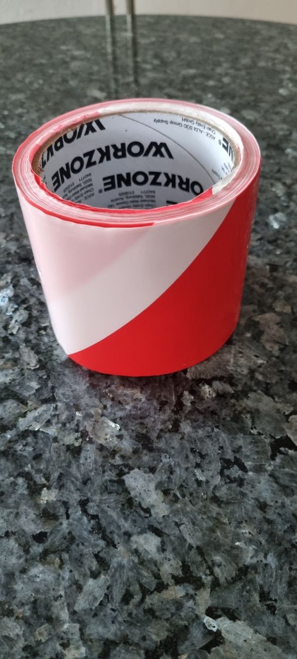 Sonstiges für Büro & Gewerbe: Workzone Markierungsband Rot/Weiss - Absperrband, Neu! – Gebraucht aus egliswil von Maggy6