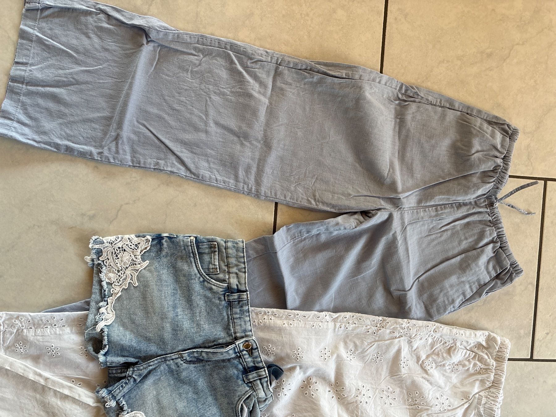Lotti & Set di vestiti: Sommerhosen  Set  Grösse 152 – Usato da Nottwil venduto da wasserlufterde 1