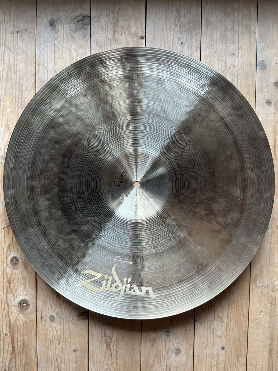 Zildjian Strumenti musicali: Zildjian 20" Kerope Thin High Ride – Nuovo (secondo la descrizione) da Zürich venduto da aha_9yvk 1