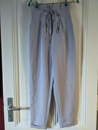 LOST INK : Elégant pantalon gris perle 34-36