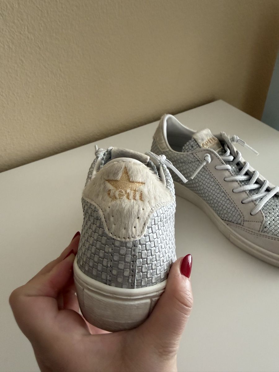 Scarpe da donna: Sneaker Cetti, neuwertig, Gr. 36, silber – Nuovo (secondo la descrizione) da Langnau am Albis venduto da Schneeflocke92 3
