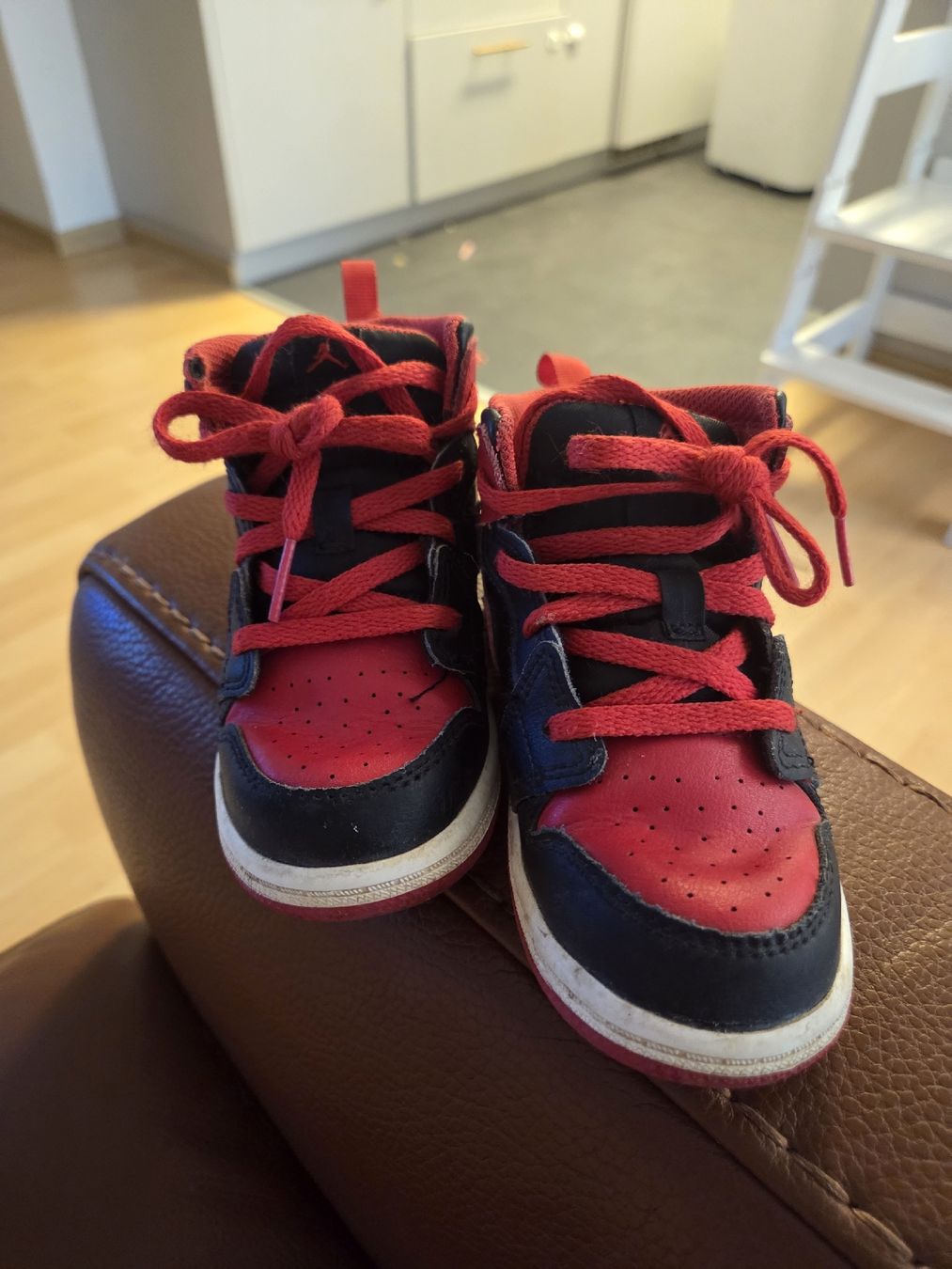 Nike Scarpe per ragazzi: Nike Kinderschuhe – Usato da Dottikon venduto da chi_lmp6 1