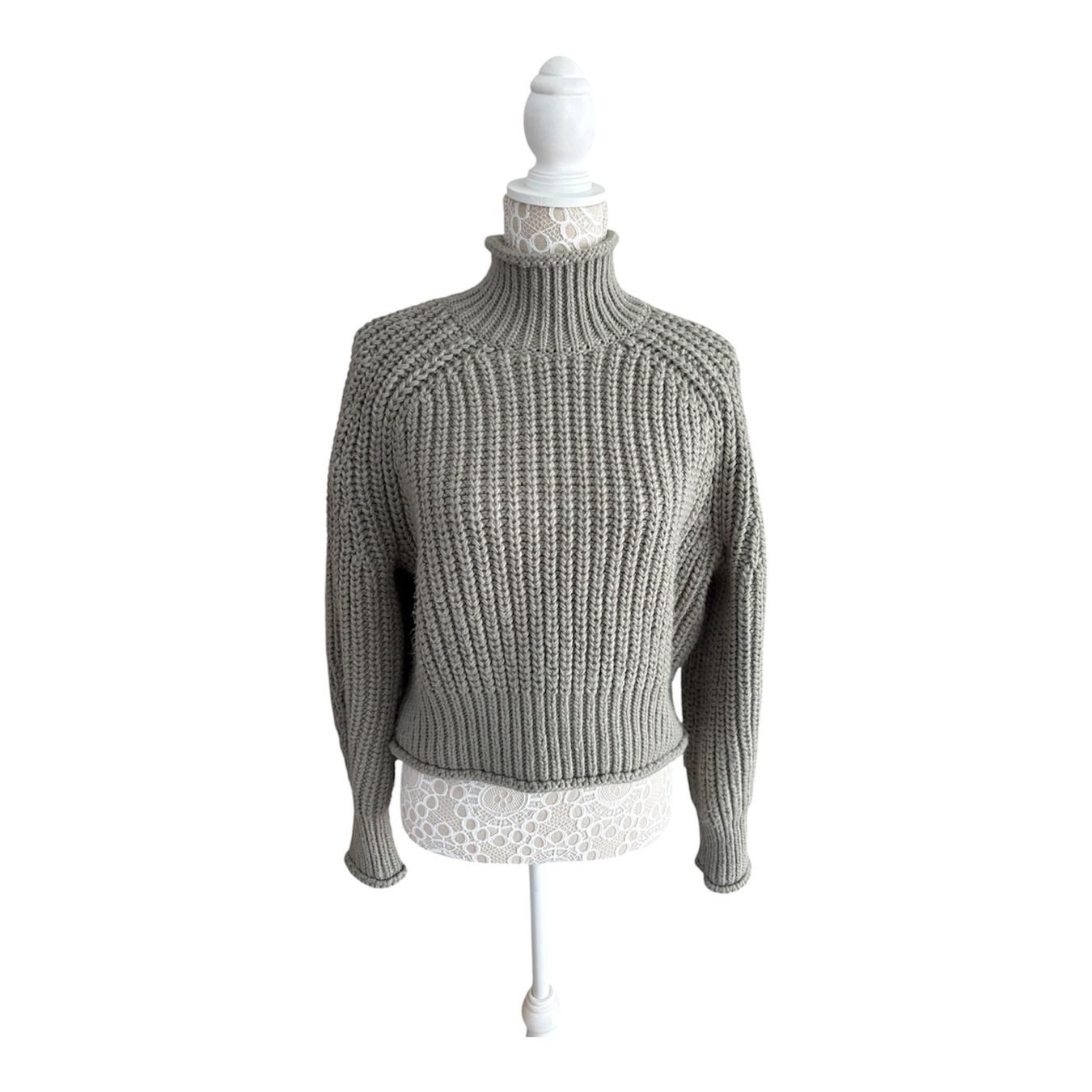H&M Maglioni & Felpe: Pullover H&M Rollkragen grün-grau – Usato da Wittenbach venduto da sarah_09