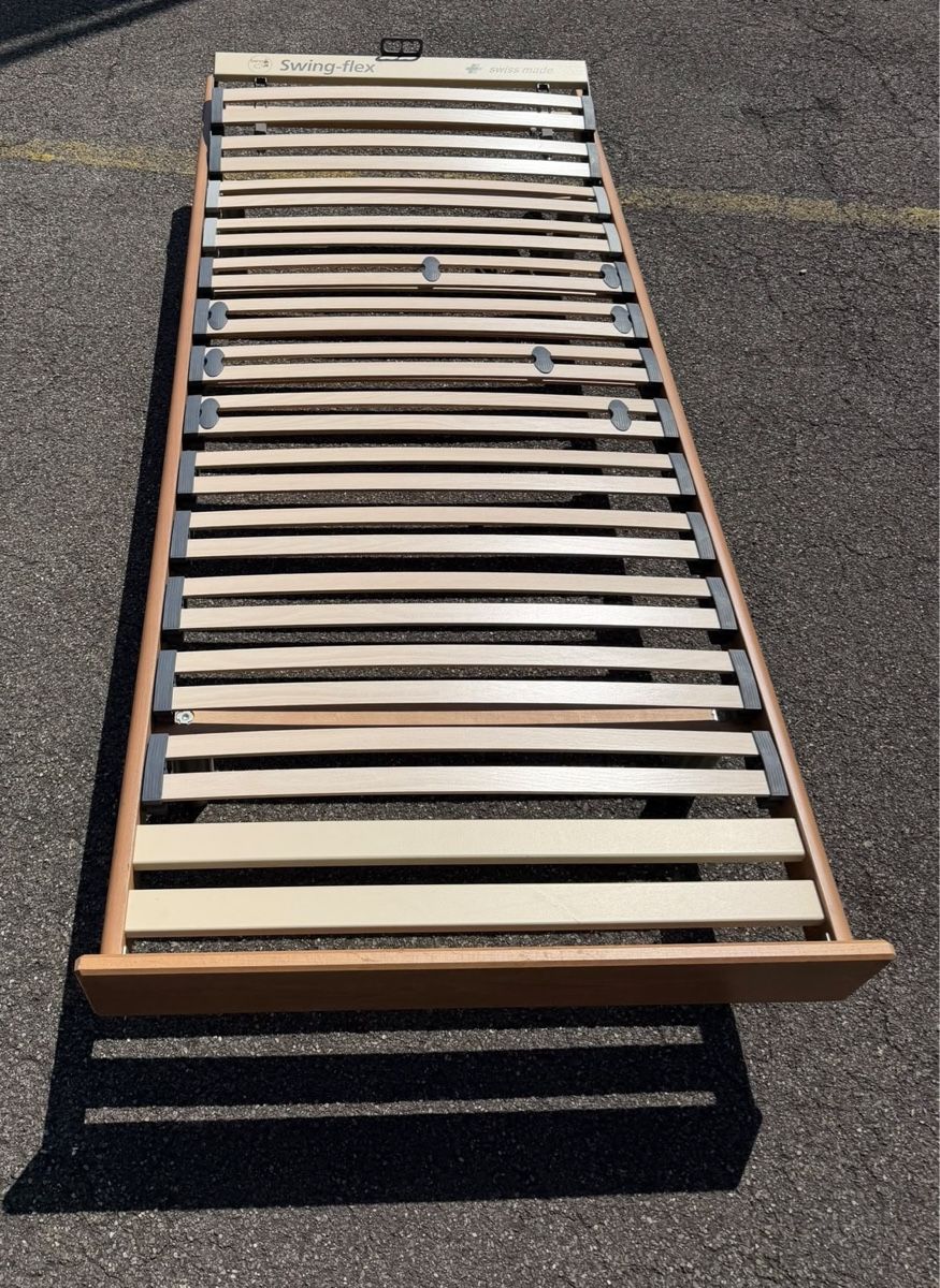 Letti: Bett 90x200cm verstellbar Swing-flex – Usato da Wettingen venduto da vpr_9gz6