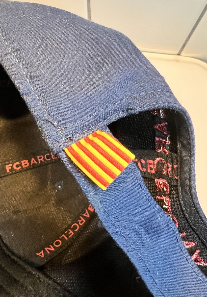 FC Basel Copricapi, berretti & cappellini: FCB Cap 🧢 Mütze Barcelona – Usato da Sevelen venduto da Ritiplampi 7