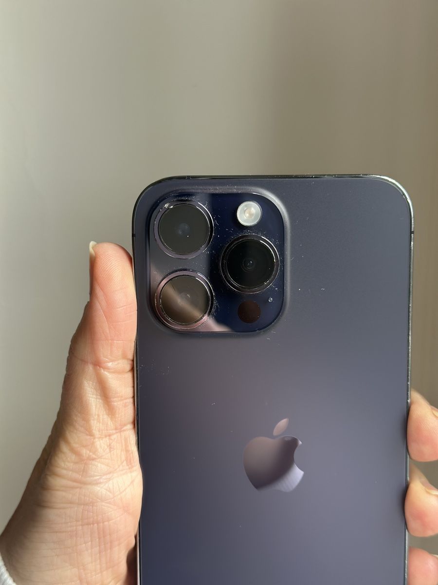 Apple Telefoni cellulari / Smartphones: iPhone 14 Pro Max - Violett, 1 TB Speicher – Usato da Basel venduto da FatmaCan52 5
