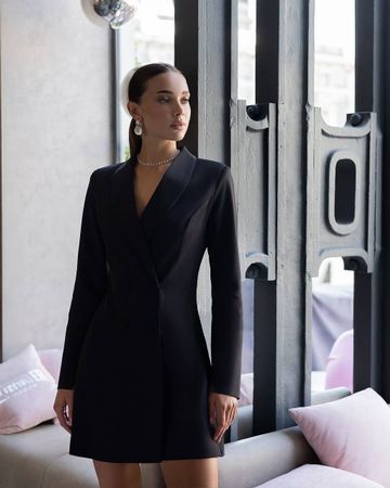 Black Long Blazer Jacket Dress Size: S New