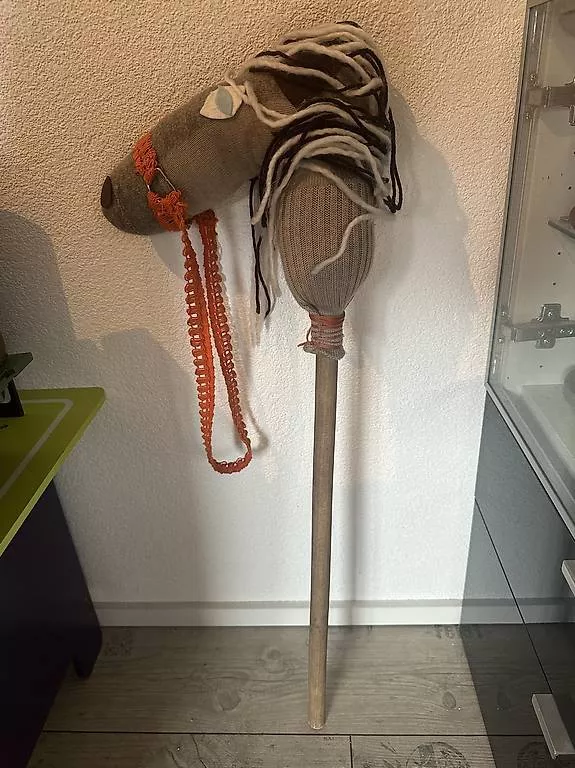 Spielzeuge: Steckenpferd – Gebraucht aus Buchrain von Mimiri 1