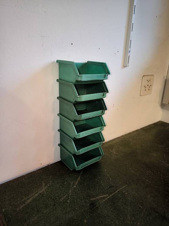 Recipients et similaires: Sichtlagerboxen – D'occasion à Buochs par Paedi_driver 2