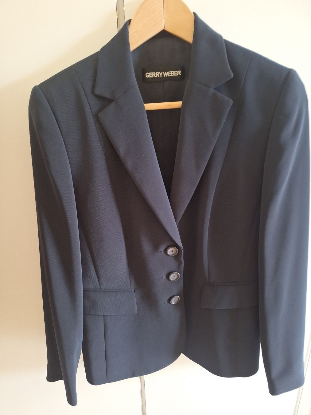 Gerry Weber Jacken: Gerry Weber-Blazer, dunkelblau, Gr. 36 – Gebraucht aus Bremgarten b. Bern von tiz_x5xc
