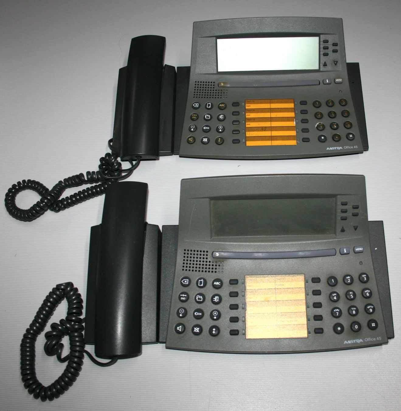 Aastra Telefoni: 2x Aastra office 45 Systemtelefon, Telefon – Usato da Schaffhausen venduto da Spezialist 1