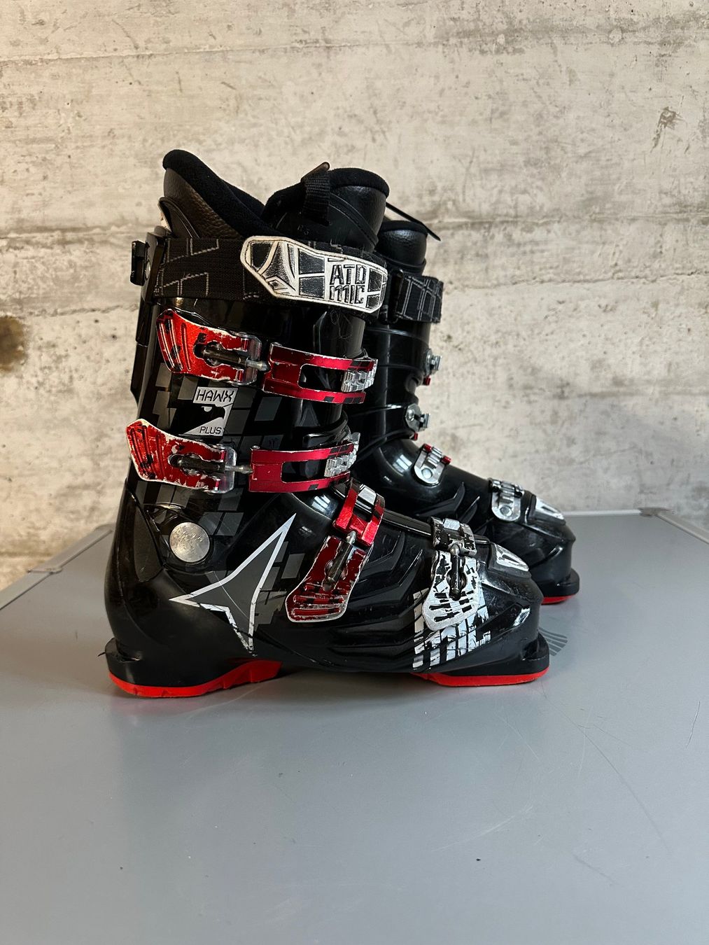 Atomic Scarpe da uomo: Atomic Skischuhe 27 / 42 – Usato da Emmenbrücke venduto da karkarkar